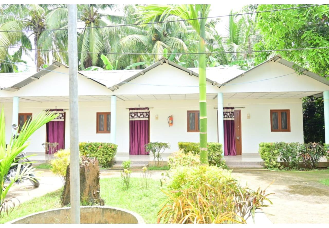 Moon Shine Garden Resort Lakshmanpur Kültér fotó