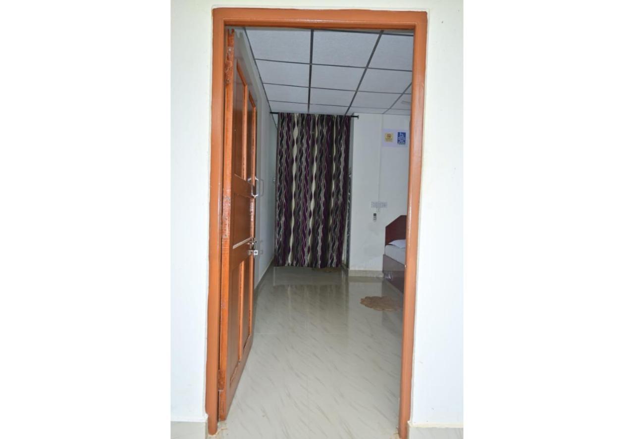 Moon Shine Garden Resort Lakshmanpur Kültér fotó